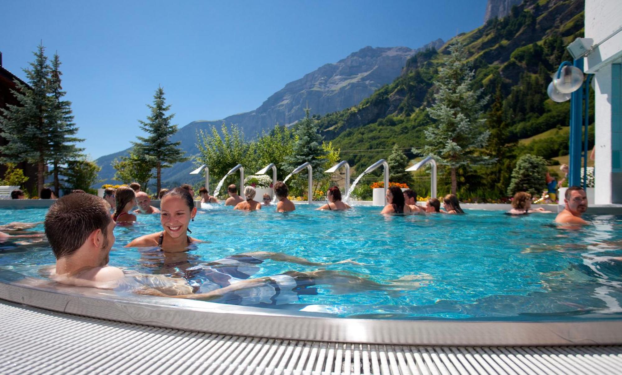 Hotel Alpenblick-Leukerbad-Therme Exterior foto