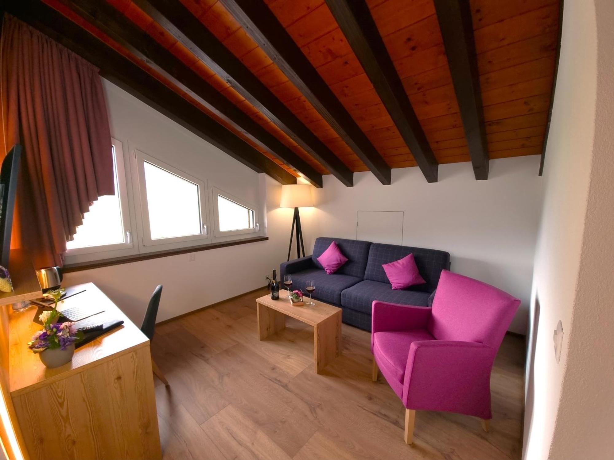 Hotel Alpenblick-Leukerbad-Therme Quarto foto