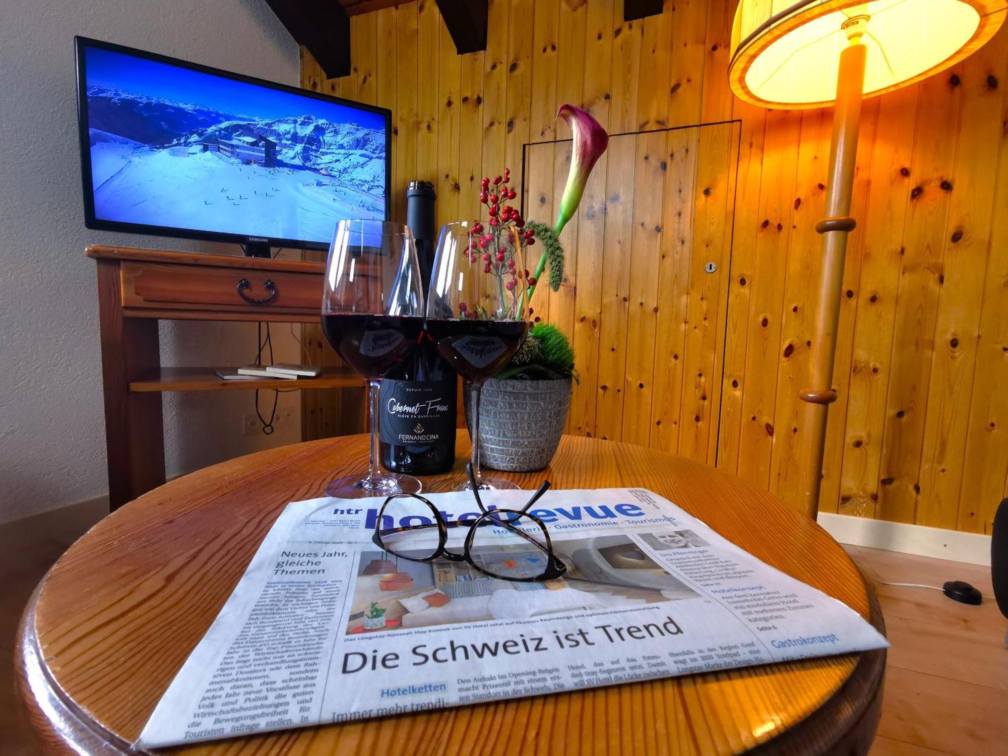 Hotel Alpenblick-Leukerbad-Therme Quarto foto